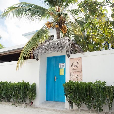 Palm Gate Maldives Hotell Thulusdhoo Exteriör bild
